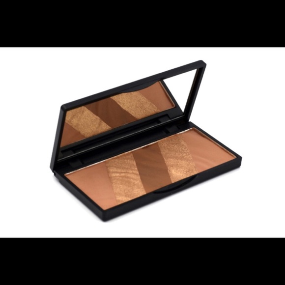 Beaute Basics Other - Beauty Basics Bronze Essentials